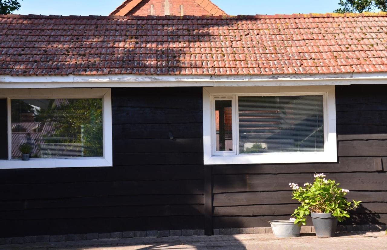 Ferienhaus Grafenland Dersum Экстерьер фото